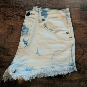 Acid wash jean shorts